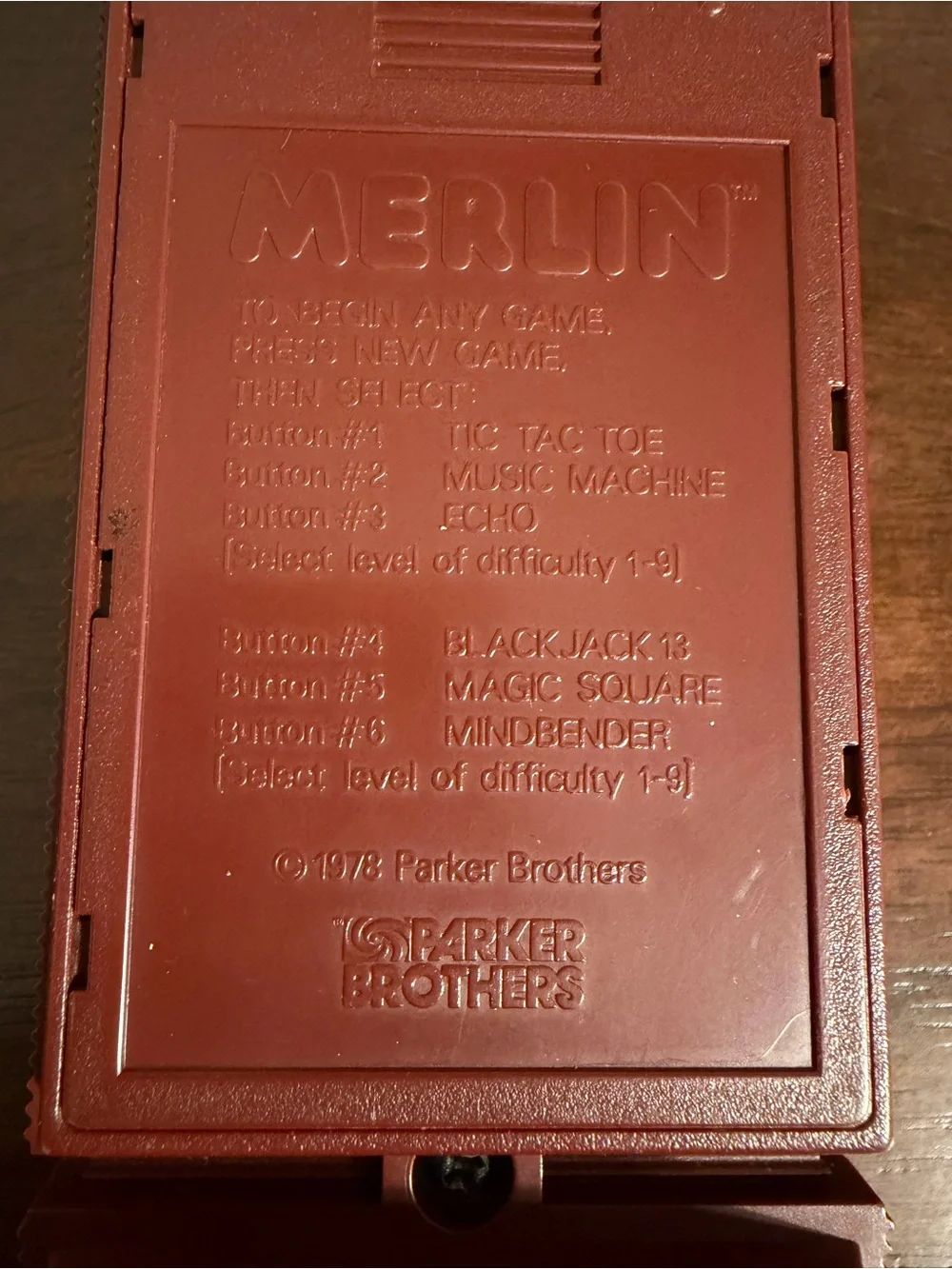 Vintage 1978 Merlin Electronic Handheld Game Parker Brothers Tested Works